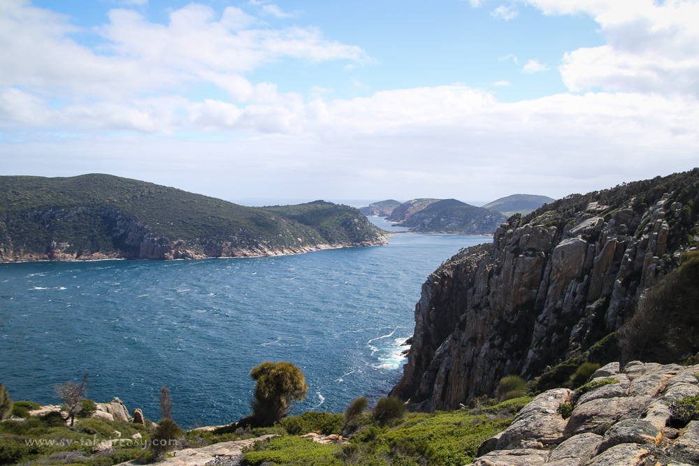 Murray Pass, Dover and Erith Islands