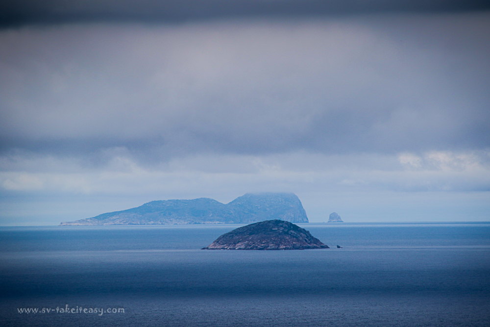 East Moncoeur and Curtis Islands, Bass Strait