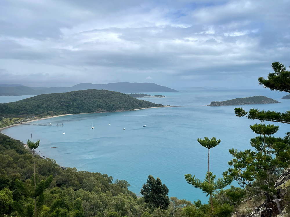 Bauer Bay, South Molle