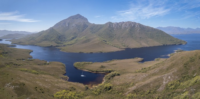 Iola Bay and Mt Rugby