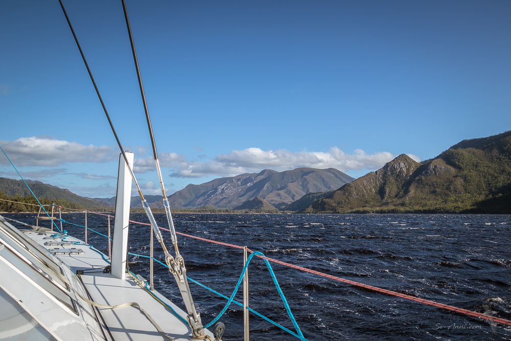Anui anchored at Moulters Inlet
