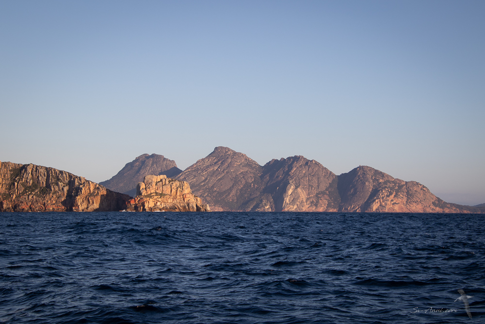 Entrance to Wineglass Bay