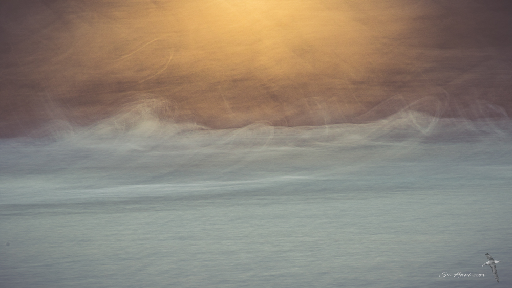 ICM Photography - Crashing waves