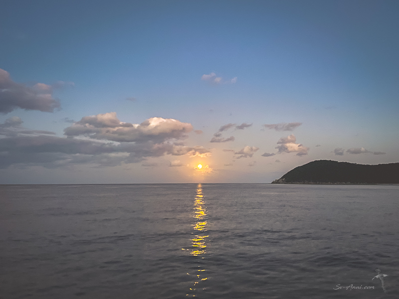 Full moon at Waterloo Bay